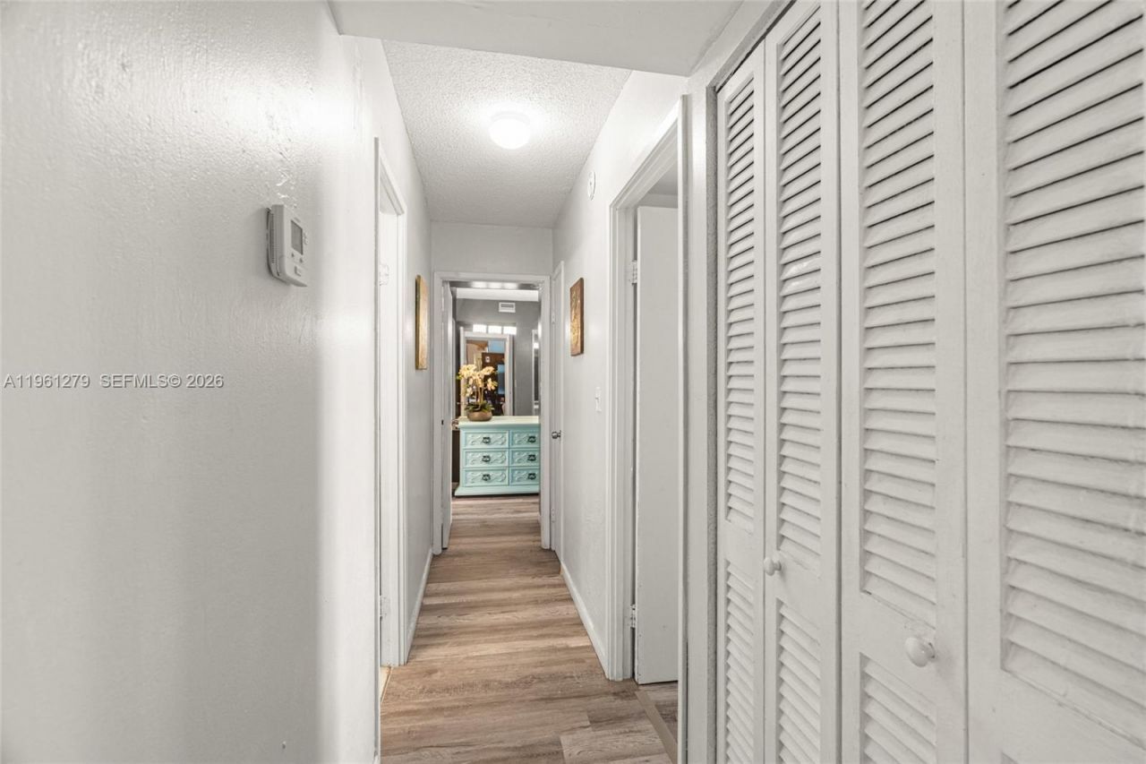 1690 NE 191st St, Unit 314-1, Miami, FL 33179 Photo