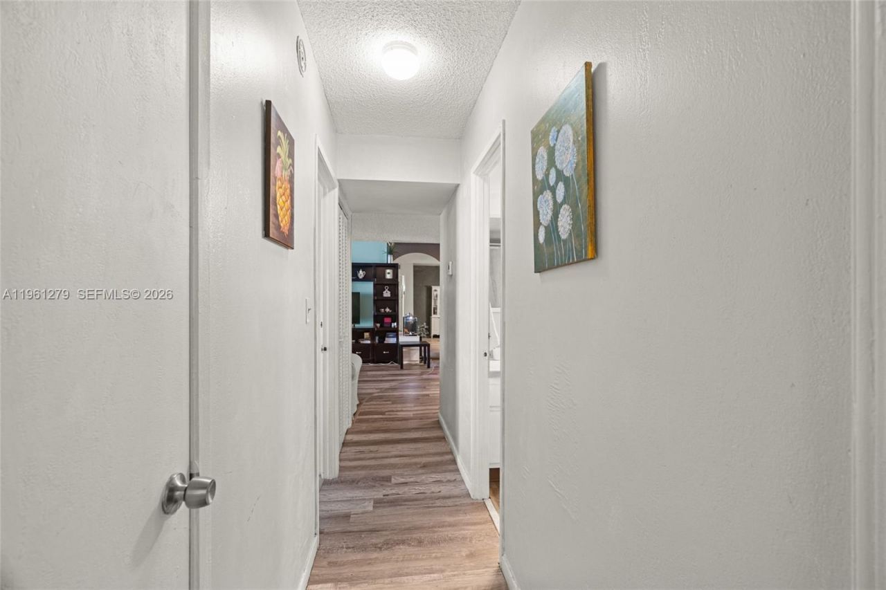 1690 NE 191st St, Unit 314-1, Miami, FL 33179 Photo