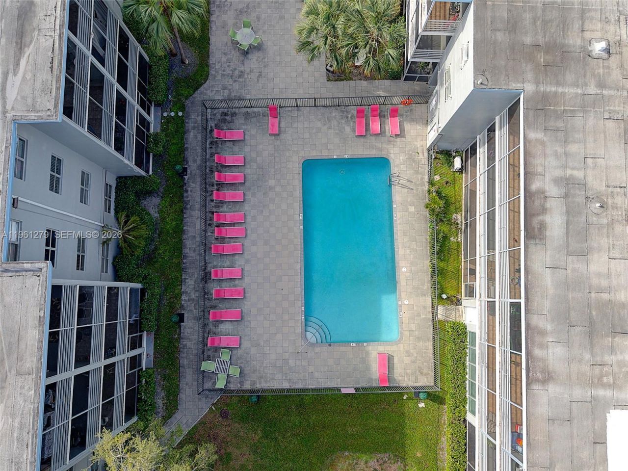 1690 NE 191st St, Unit 314-1, Miami, FL 33179 Photo