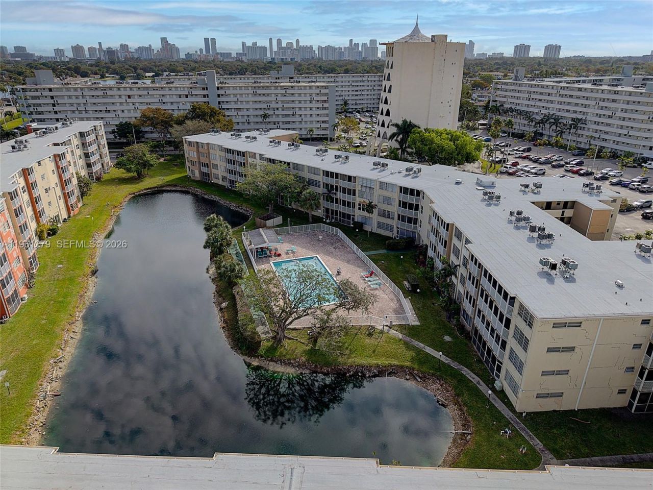 1690 NE 191st St, Unit 314-1, Miami, FL 33179 Photo