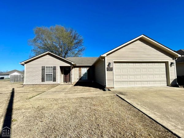 433 N Willow Avenue, Trumann, AR 72472