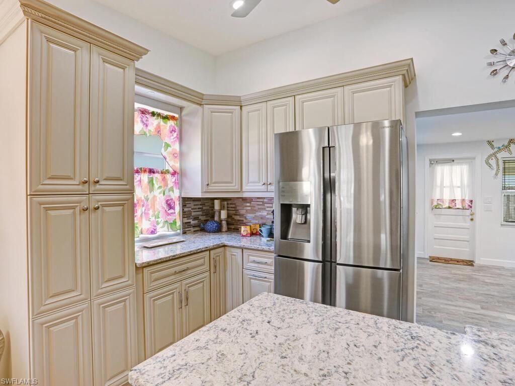 784 11th St N, Naples, FL 34102 Photo