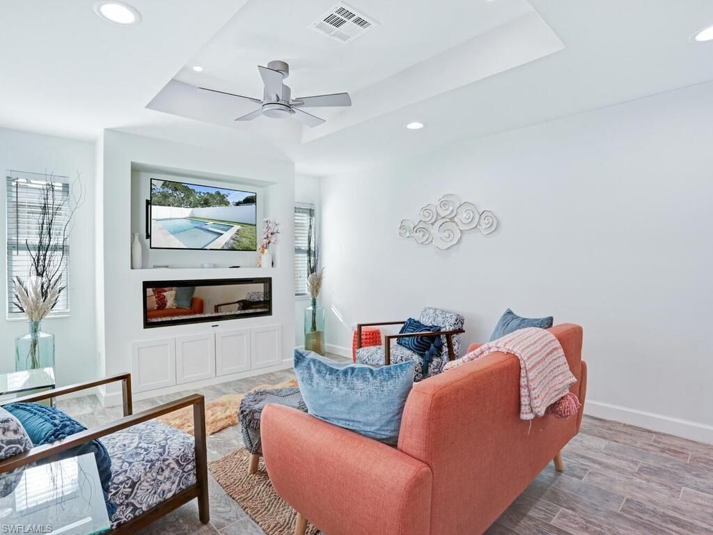 784 11th St N, Naples, FL 34102 Photo