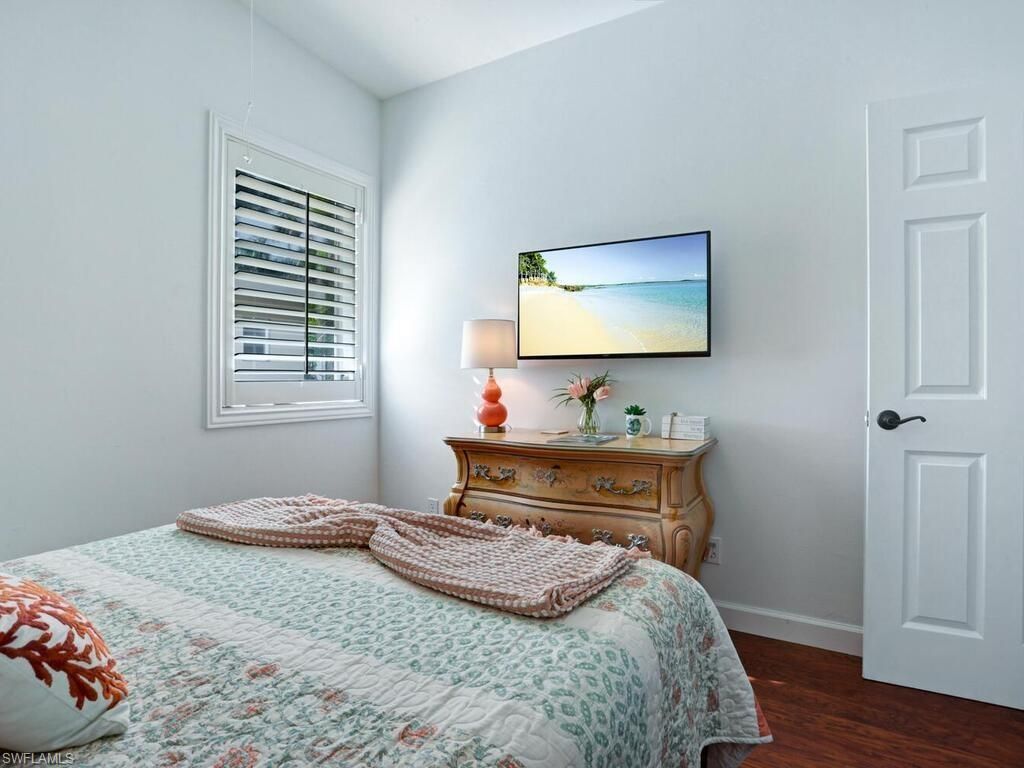 784 11th St N, Naples, FL 34102 Photo