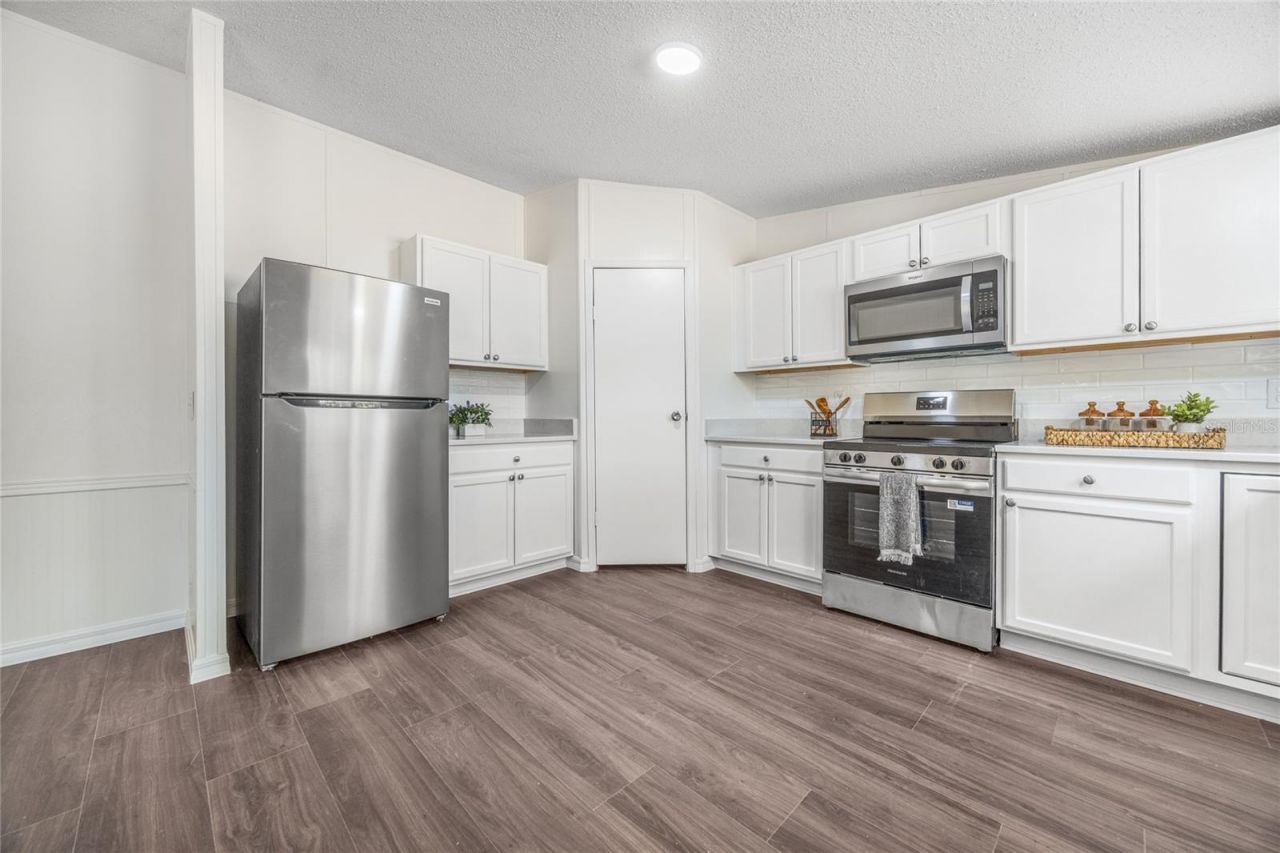 13907 NE 180th Street, Waldo, FL 32694 Photo