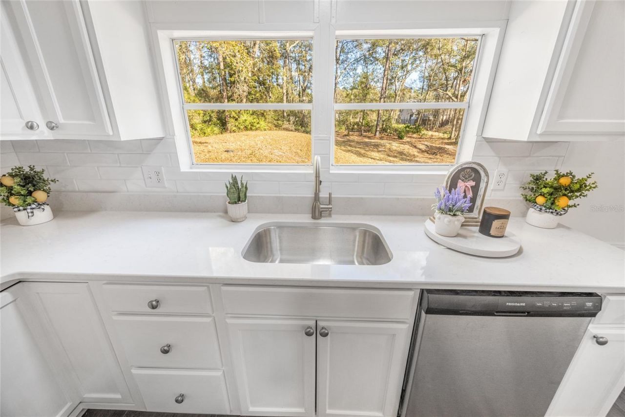 13907 NE 180th Street, Waldo, FL 32694 Photo