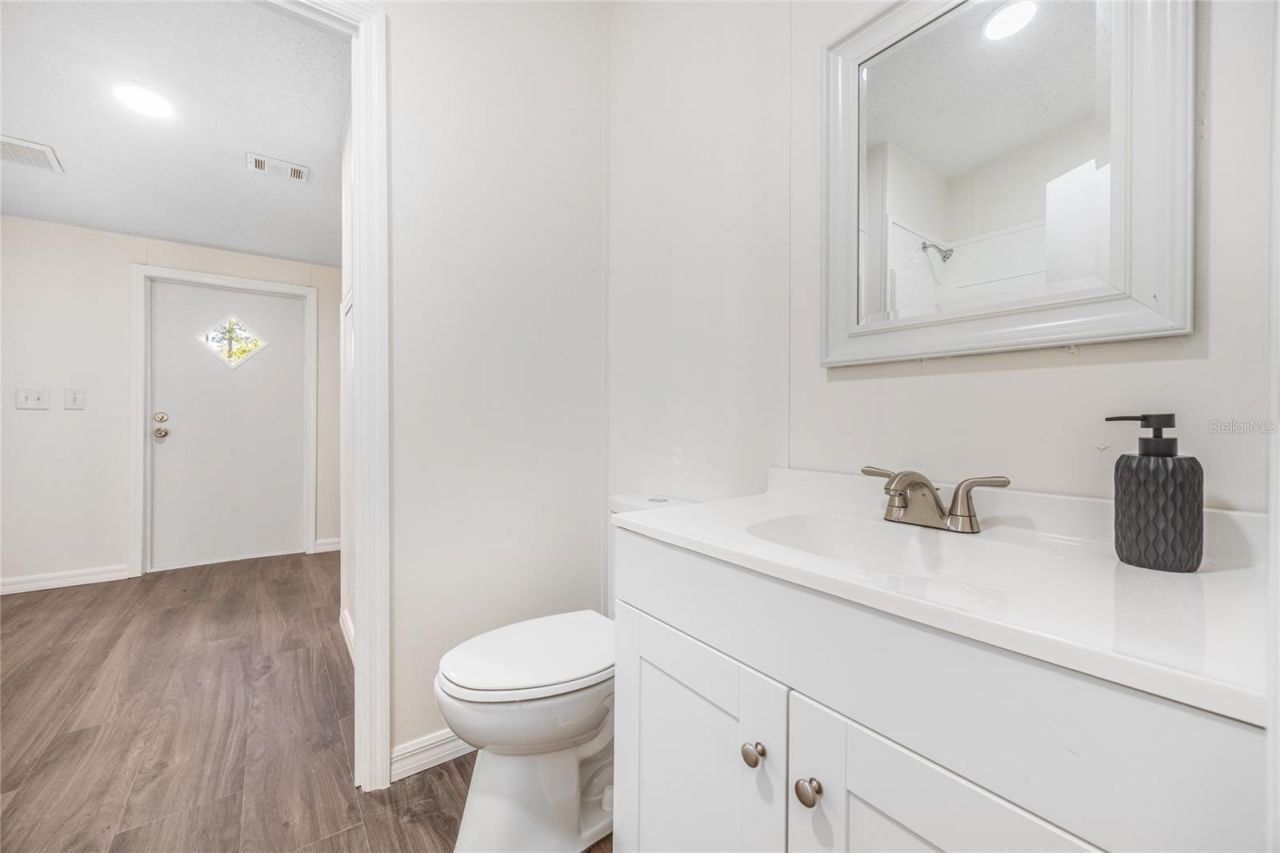 13907 NE 180th Street, Waldo, FL 32694 Photo