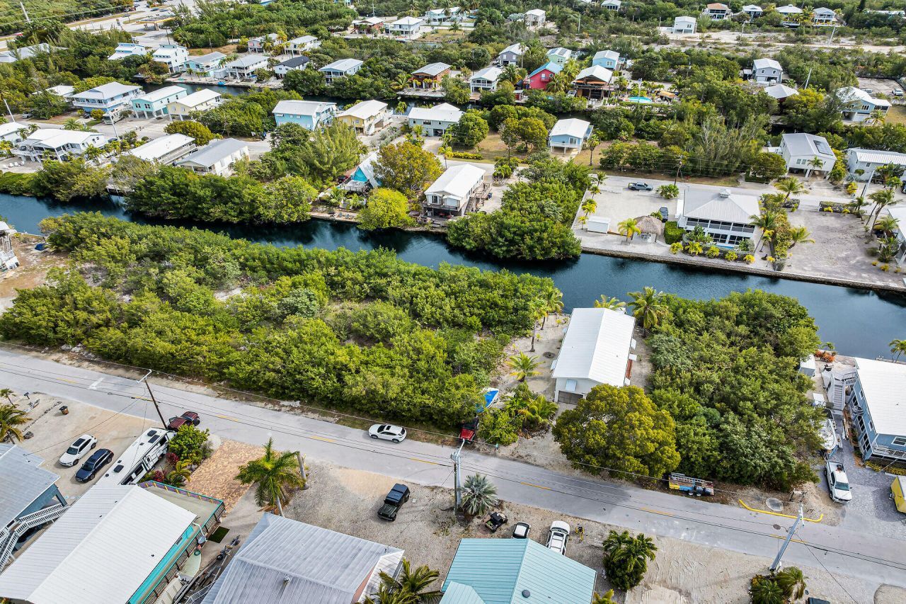 175 E Cahill Court, Big Pine Key, FL 33043 Photo