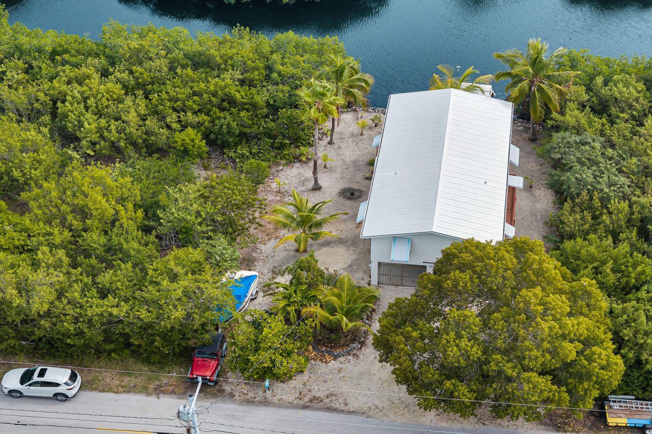 175 E Cahill Court, Big Pine Key, FL 33043 Photo