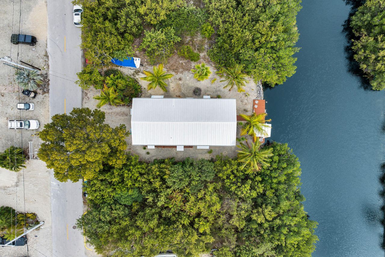 175 E Cahill Court, Big Pine Key, FL 33043 Photo