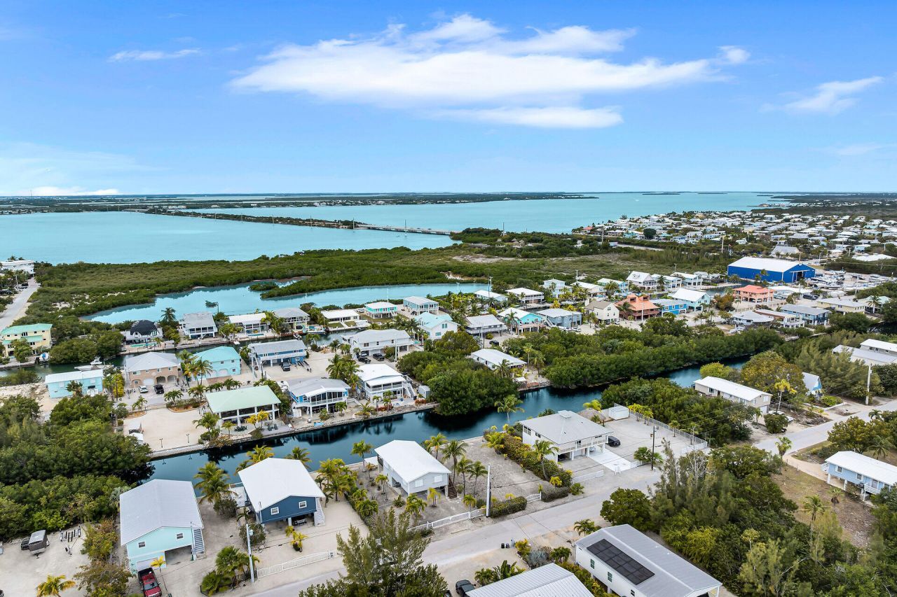 175 E Cahill Court, Big Pine Key, FL 33043 Photo