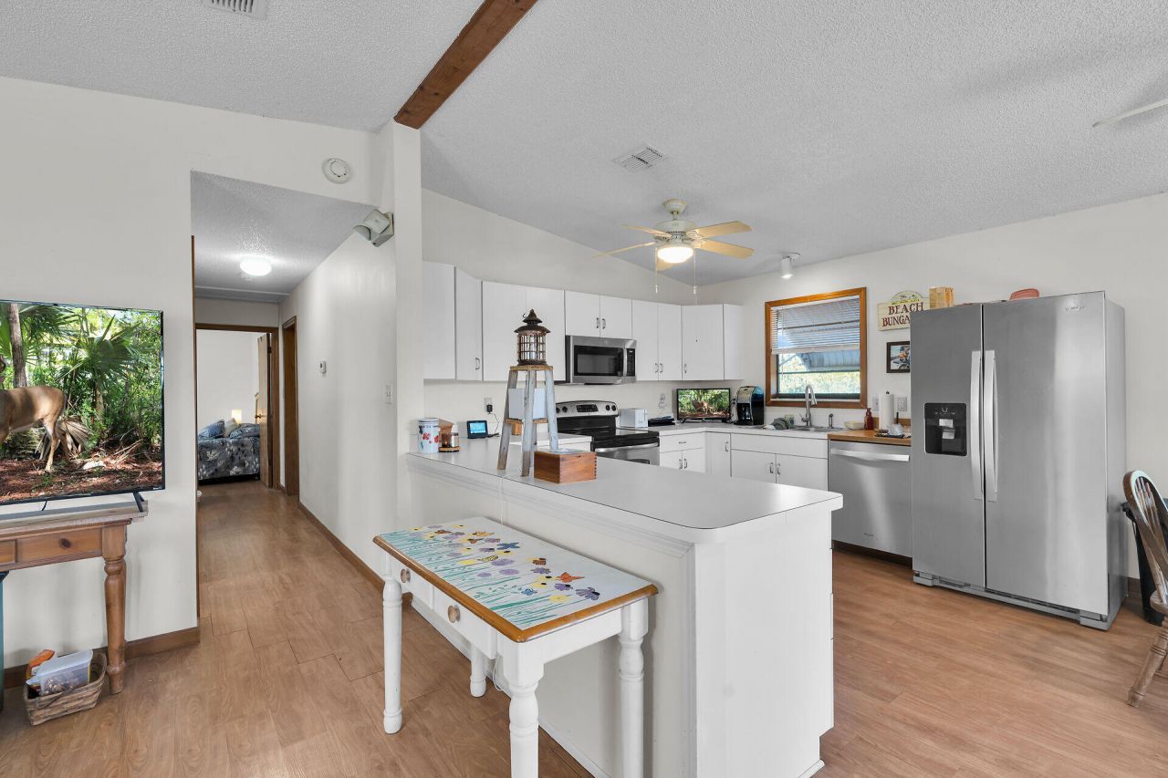 175 E Cahill Court, Big Pine Key, FL 33043 Photo