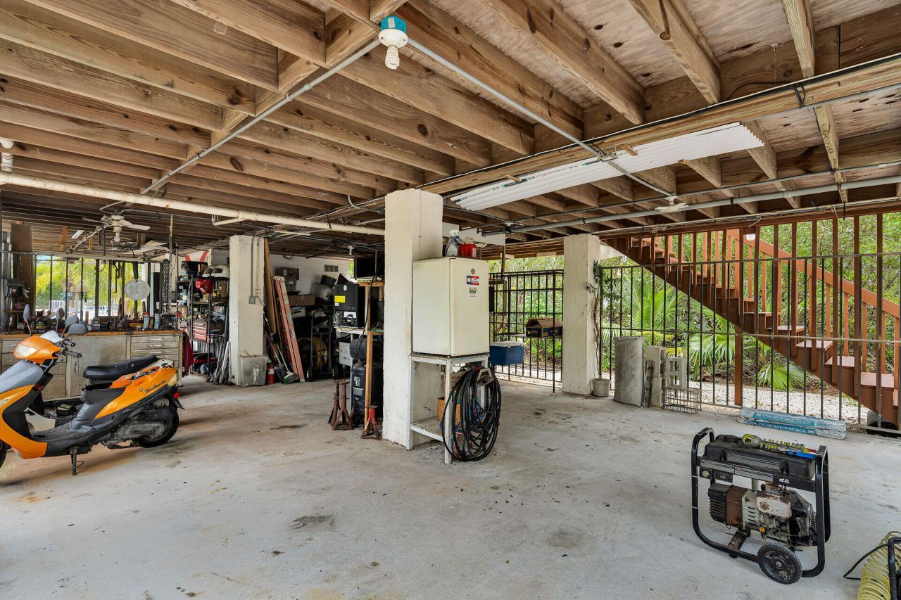 175 E Cahill Court, Big Pine Key, FL 33043 Photo