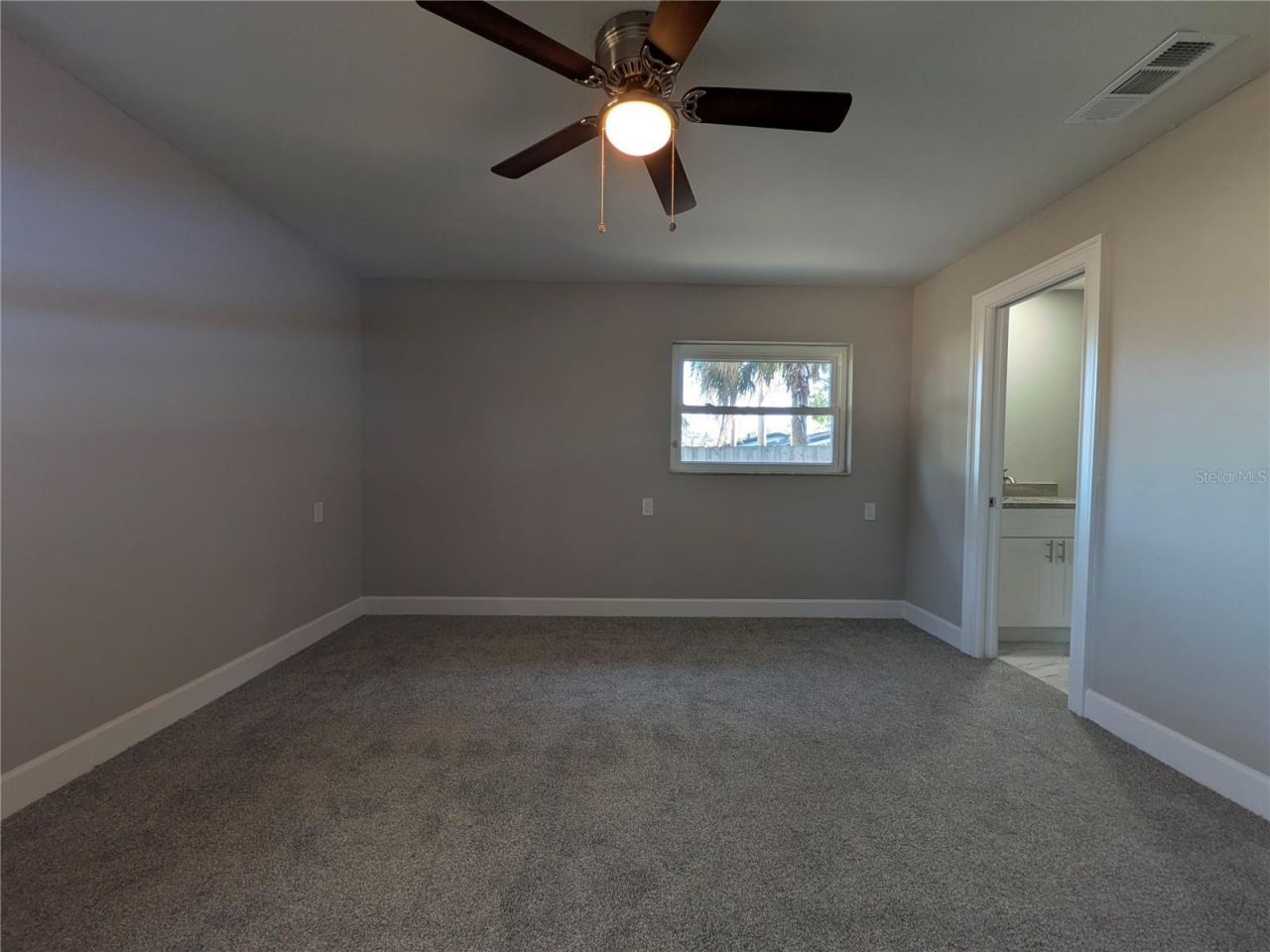 5523 Venetian Boulevard Ne, Saint Petersburg, FL 33703 Photo