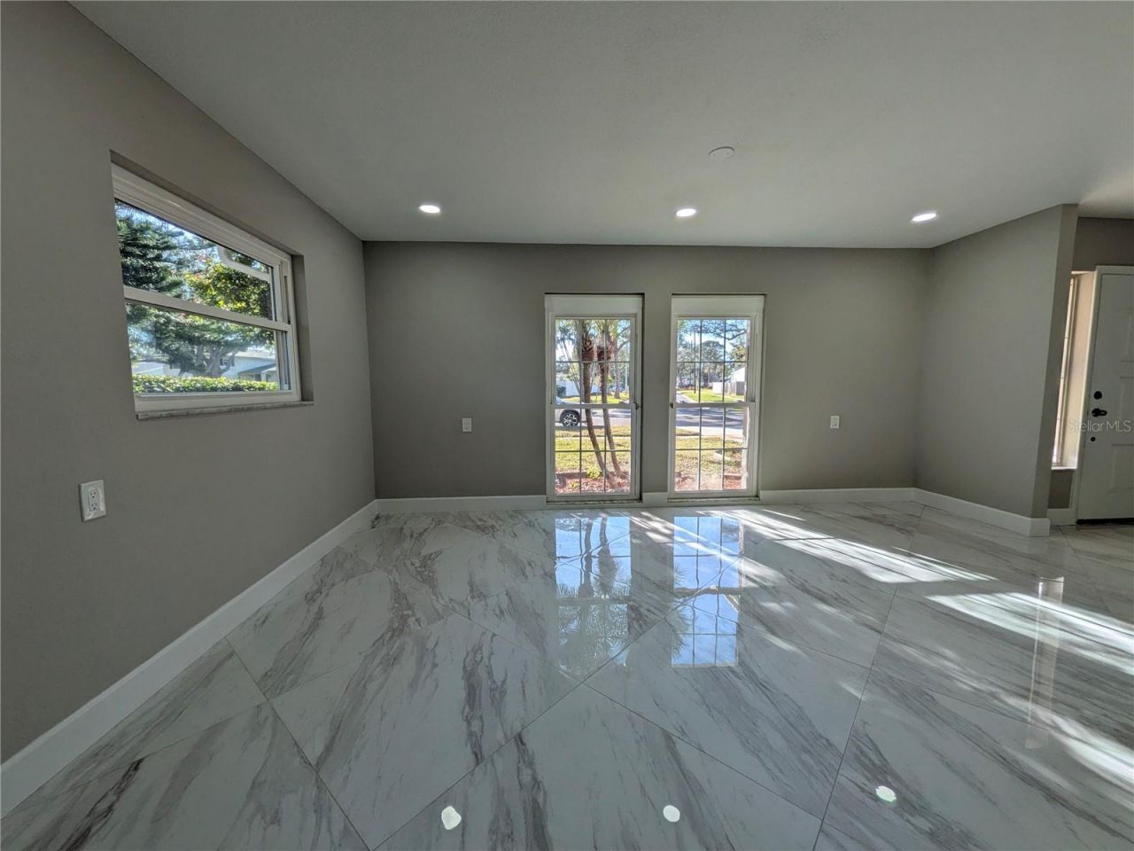 5523 Venetian Boulevard Ne, Saint Petersburg, FL 33703 Photo