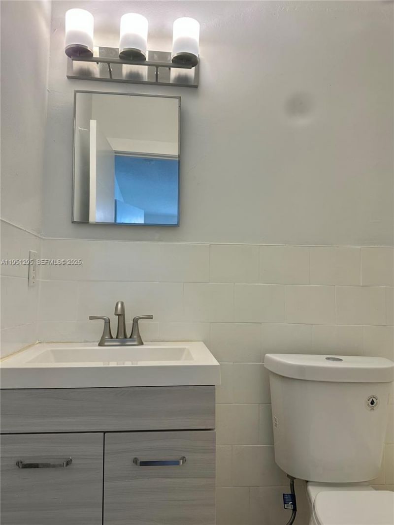 1109 NE 6th Ave, Unit 1, Fort Lauderdale, FL 33304 Photo