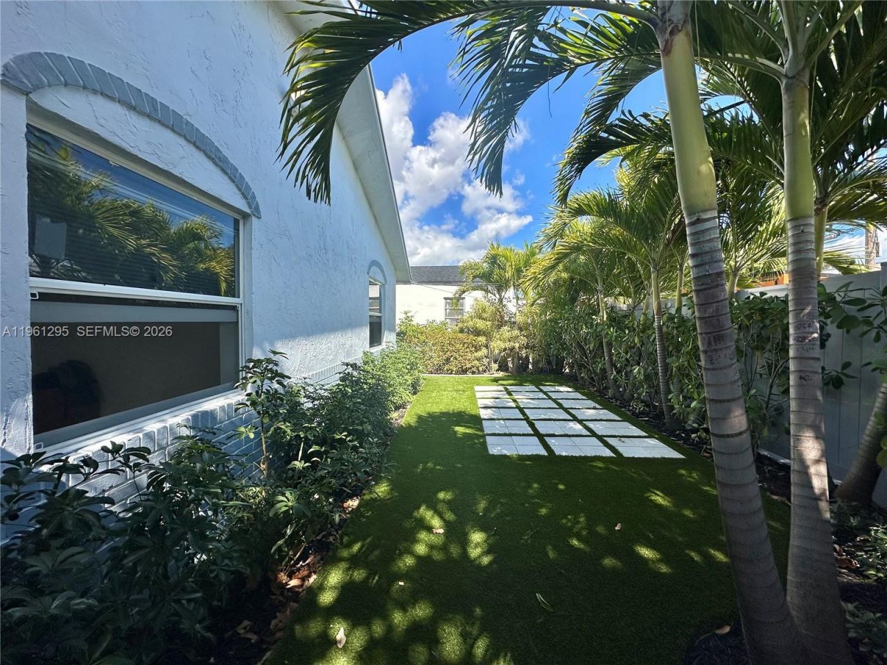 1109 NE 6th Ave, Unit 1, Fort Lauderdale, FL 33304 Photo