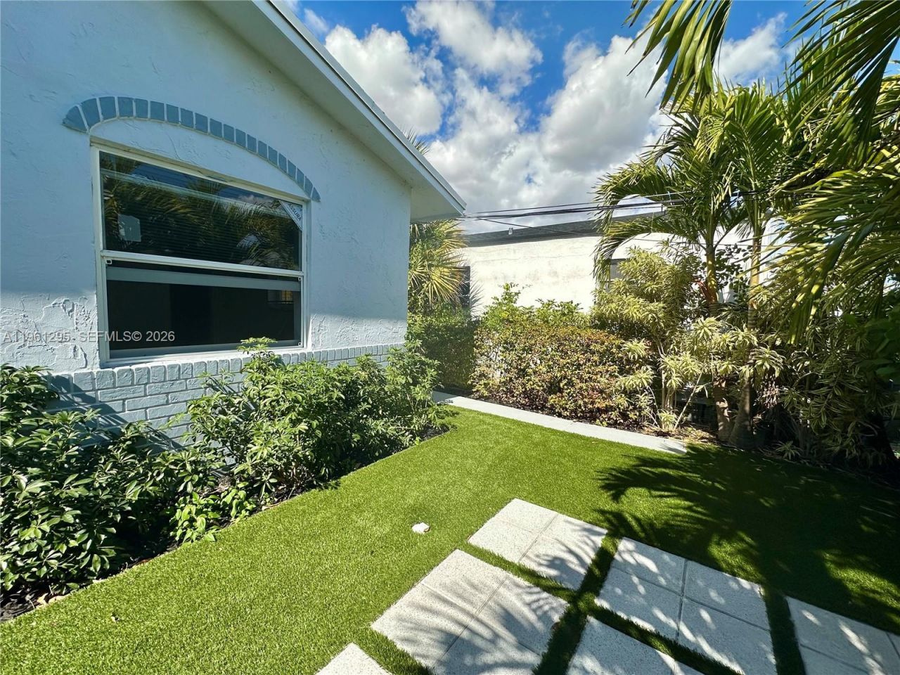 1109 NE 6th Ave, Unit 1, Fort Lauderdale, FL 33304 Photo