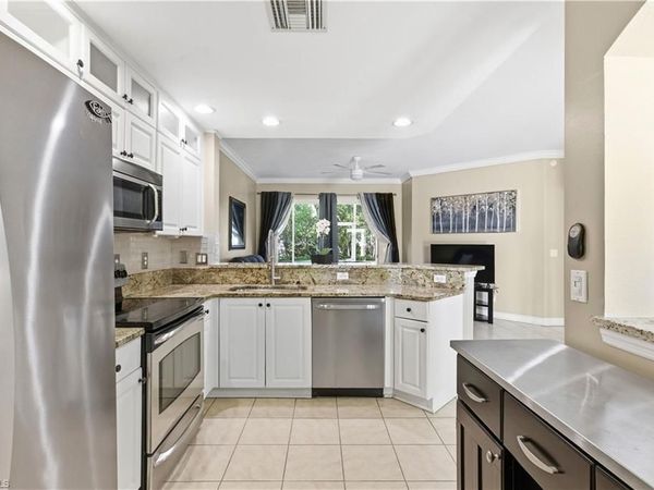 4263 Liron AVE, Unit 104, FORT MYERS, FL 33916