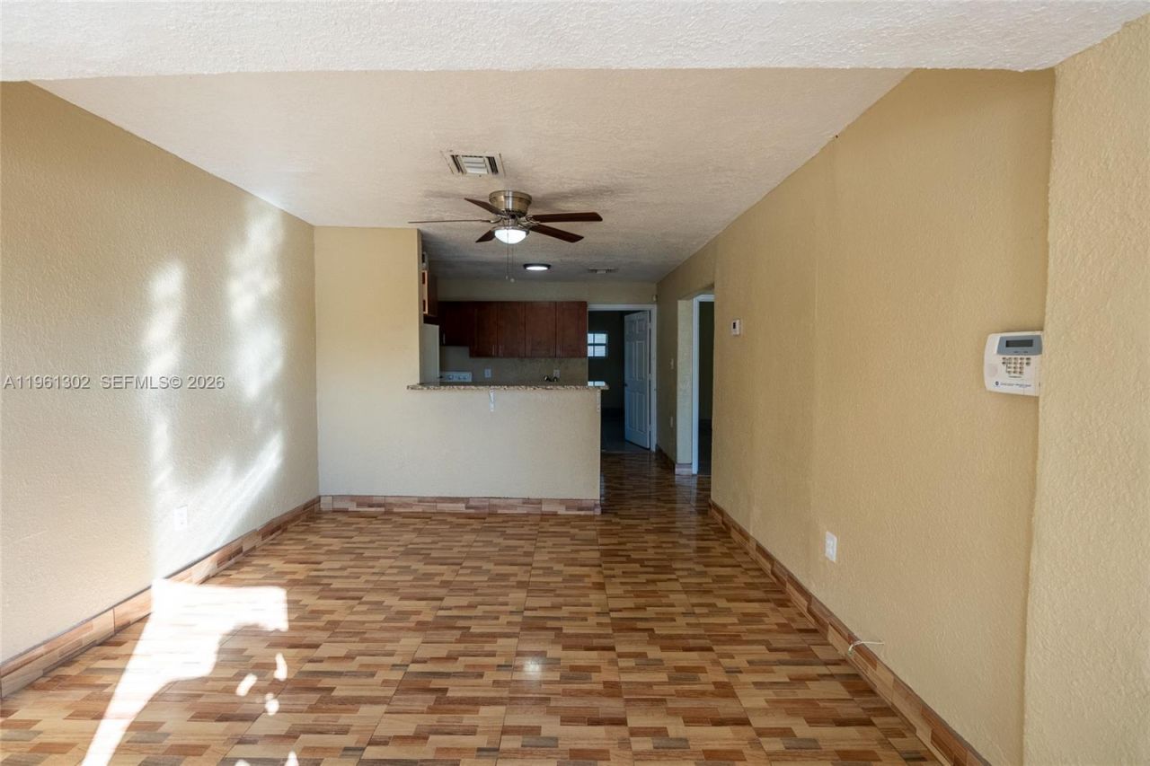 4719 NW 32nd Ave, Miami, FL 33142 Photo