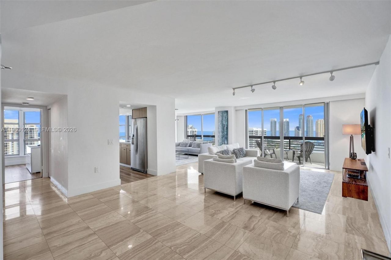 3500 Mystic Pointe Dr, Unit 3206, Aventura, FL 33180 Photo