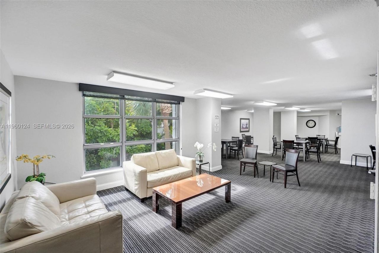 3500 Mystic Pointe Dr, Unit 3206, Aventura, FL 33180 Photo