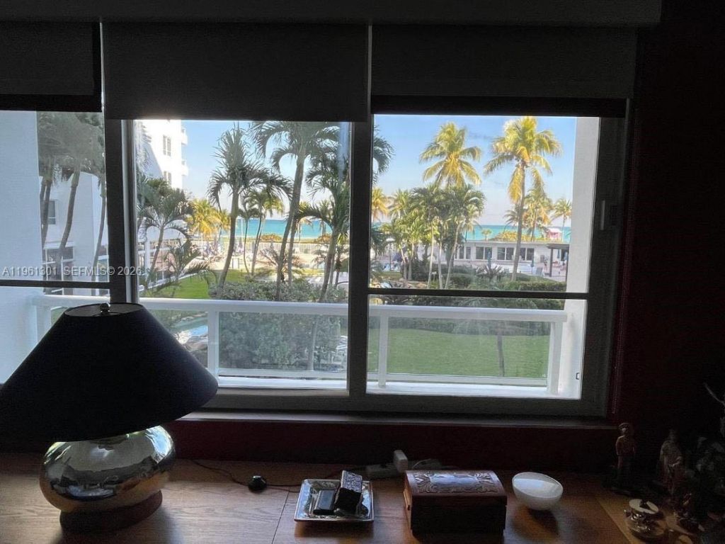 5005 Collins Ave, Unit 212, Miami Beach, FL 33140 Photo