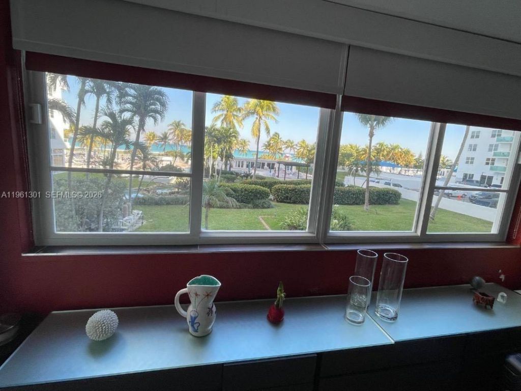 5005 Collins Ave, Unit 212, Miami Beach, FL 33140 Photo