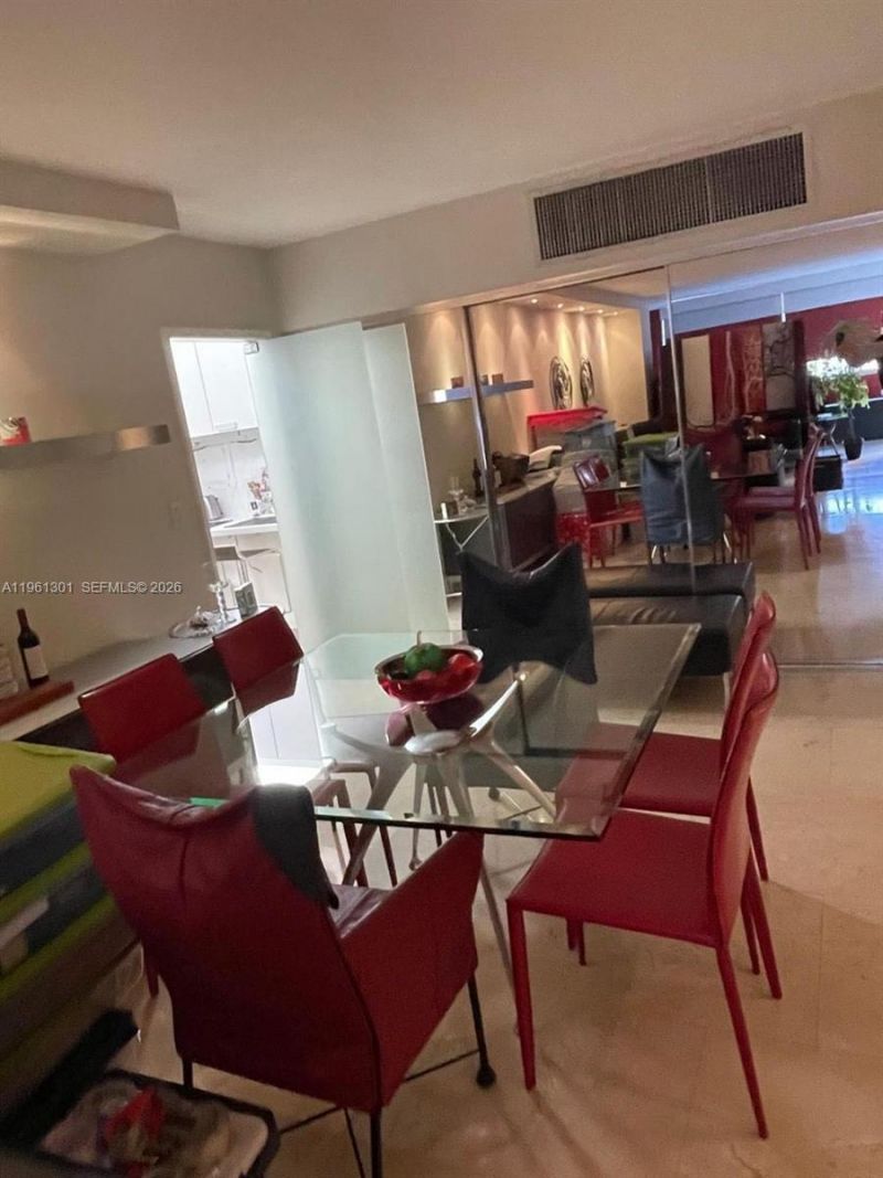 5005 Collins Ave, Unit 212, Miami Beach, FL 33140 Photo