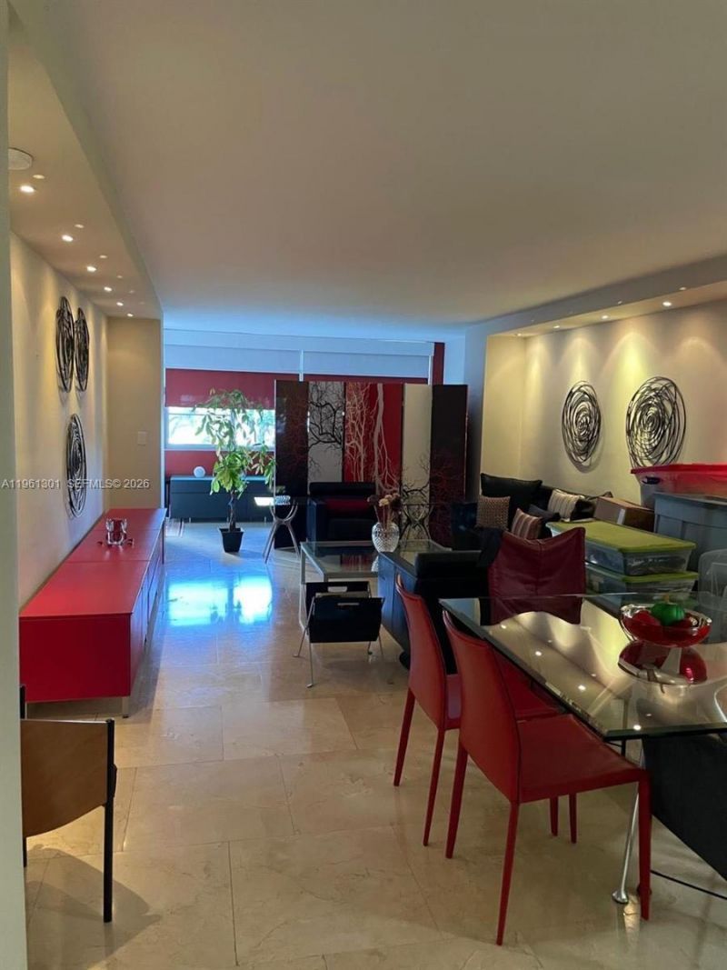 5005 Collins Ave, Unit 212, Miami Beach, FL 33140 Photo