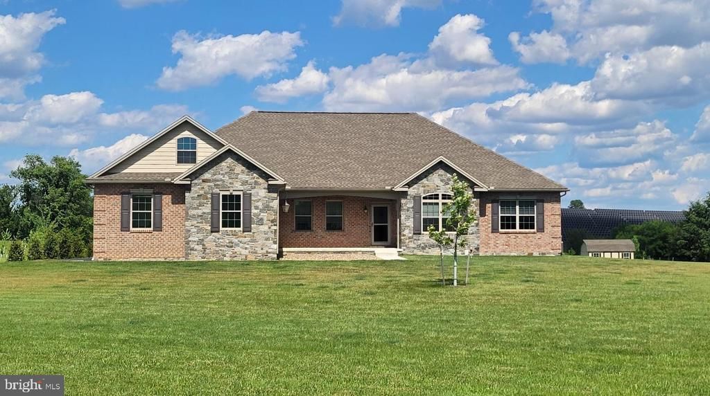 7654 WINDMILL ROAD, GREENCASTLE, PA 17225