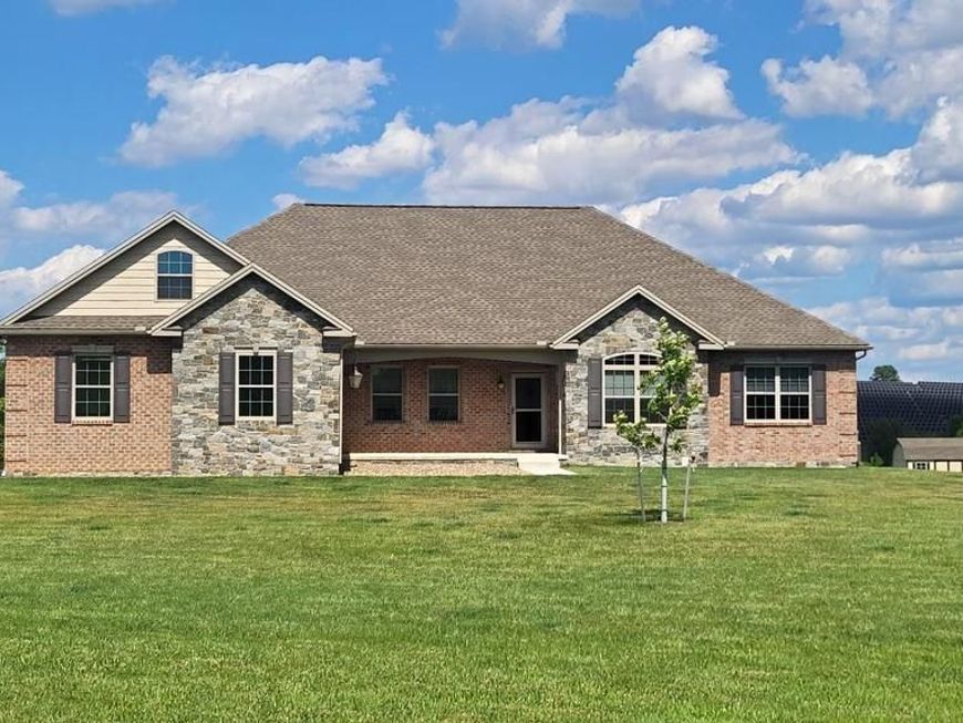 7654 Windmill Road, Greencastle, PA 17225 Main Photo