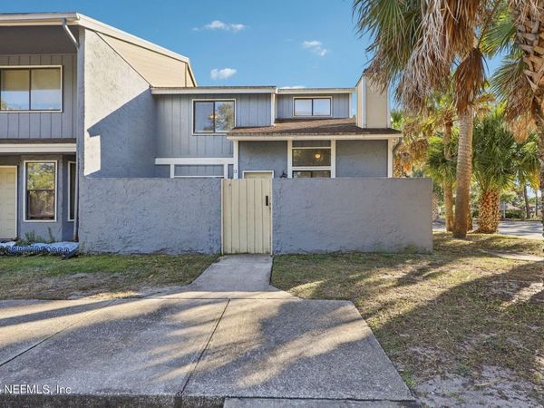 3517 PEELER Road, Unit 13, Jacksonville, FL 32277