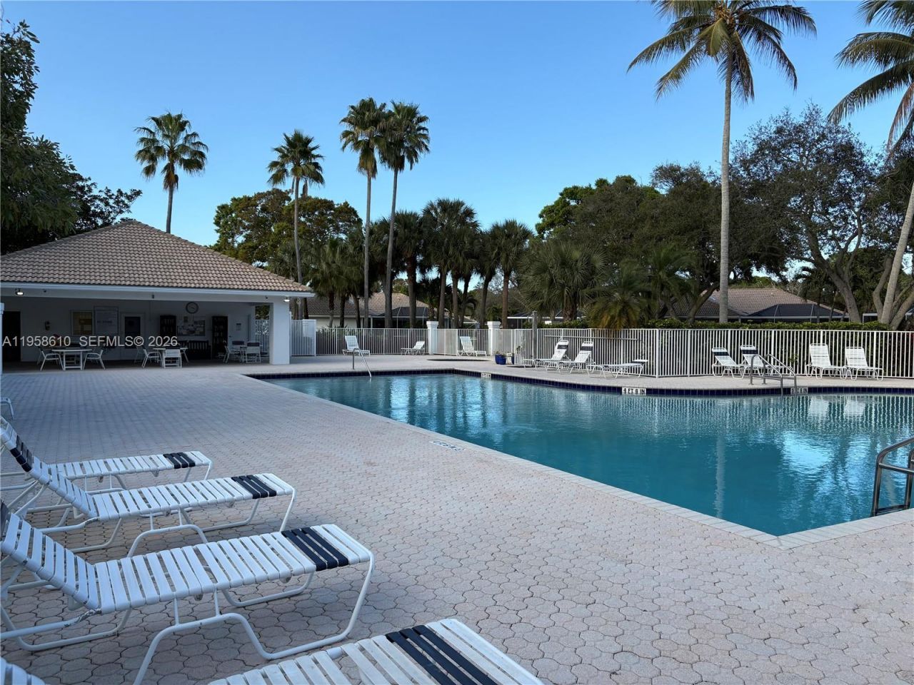 803 Silverleaf Oak Ct, Palm Beach Gardens, FL 33410 Photo