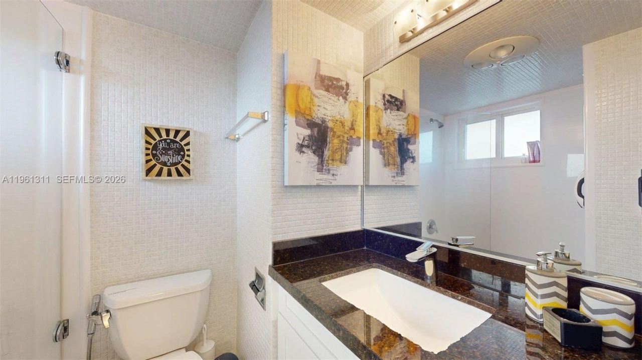 2076 S Ocean Dr, Unit 211, Hallandale Beach, FL 33009 Photo