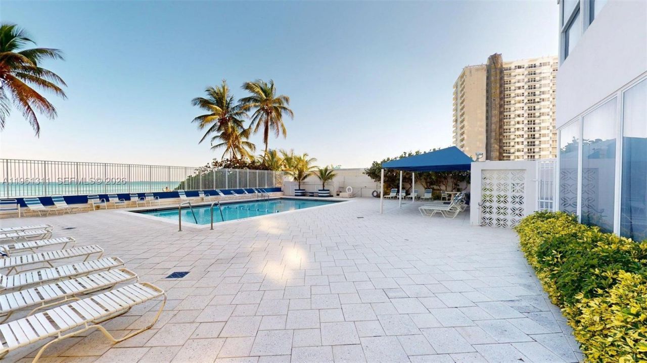 2076 S Ocean Dr, Unit 211, Hallandale Beach, FL 33009 Photo