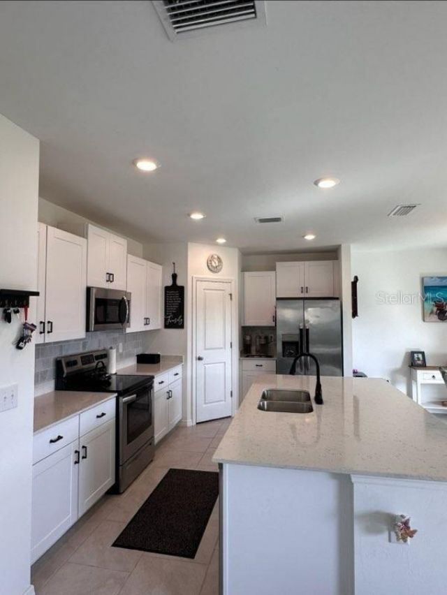 17812 Belforte, North Fort Myers, FL 33917 Photo