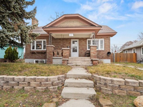 117 E Glass Ave, Spokane, WA 99207