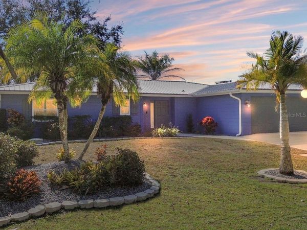 1621 SPRING GARDEN DRIVE, ASTOR, FL 32102