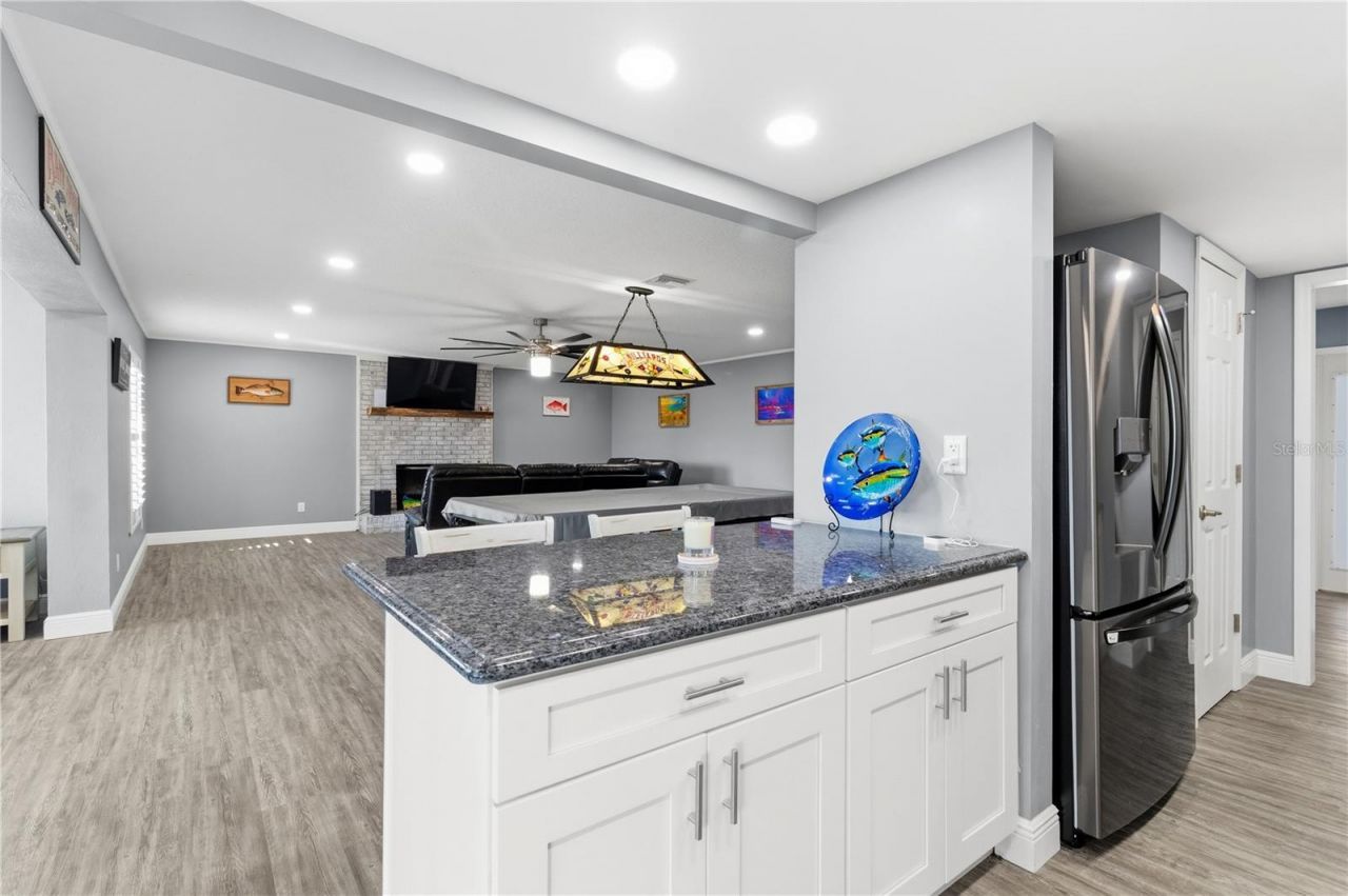 1621 Spring Garden Drive, Astor, FL 32102 Photo