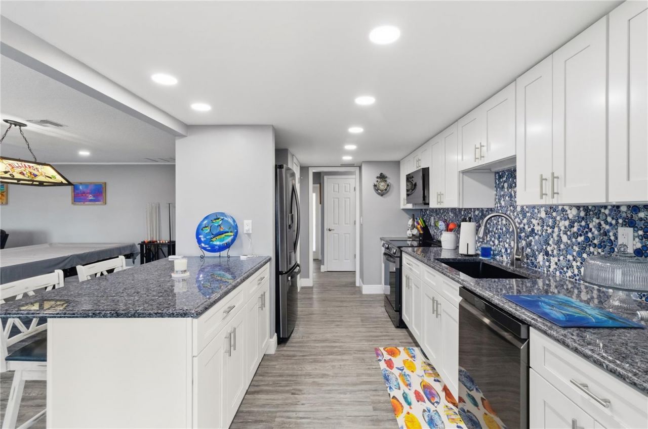 1621 Spring Garden Drive, Astor, FL 32102 Photo