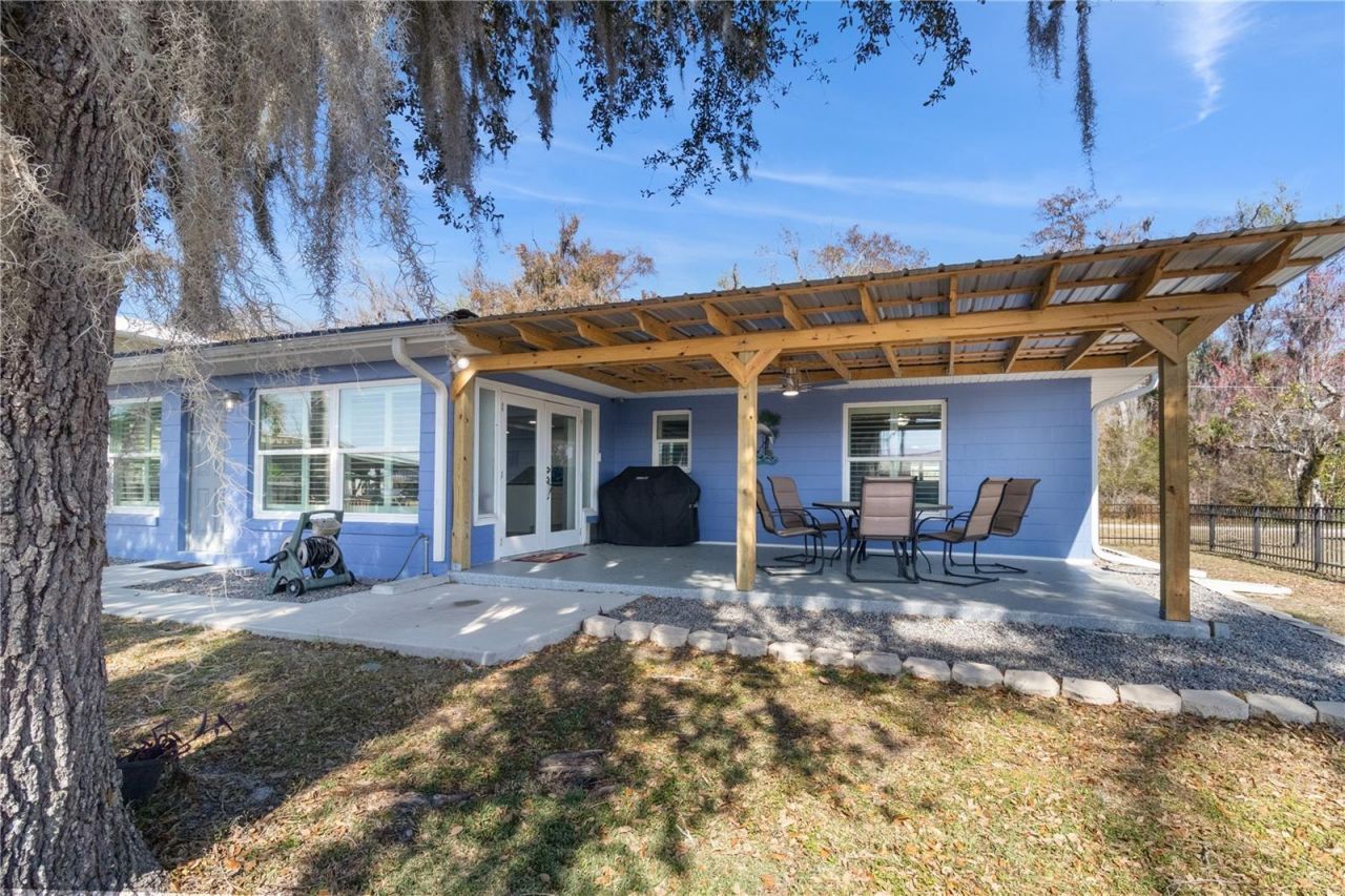 1621 Spring Garden Drive, Astor, FL 32102 Photo