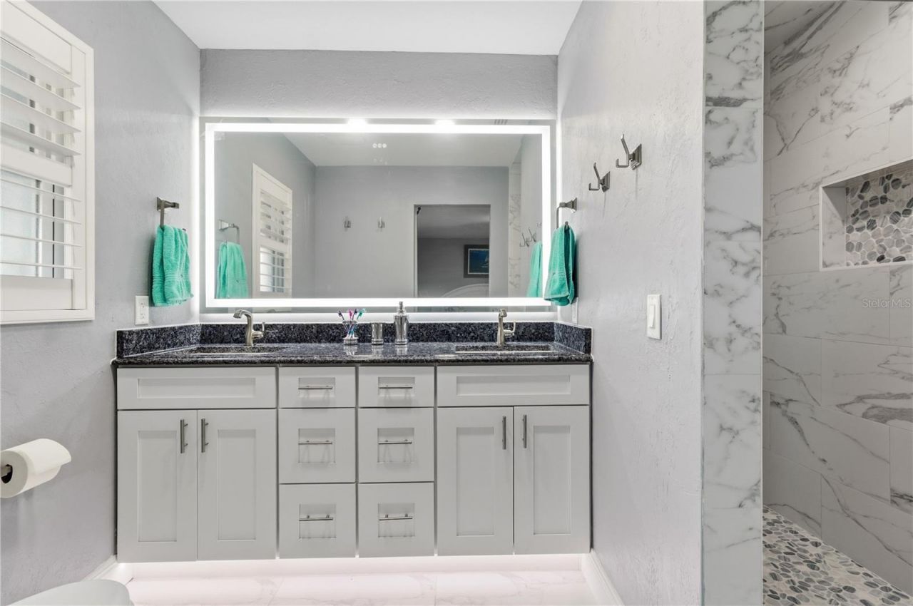 1621 Spring Garden Drive, Astor, FL 32102 Photo