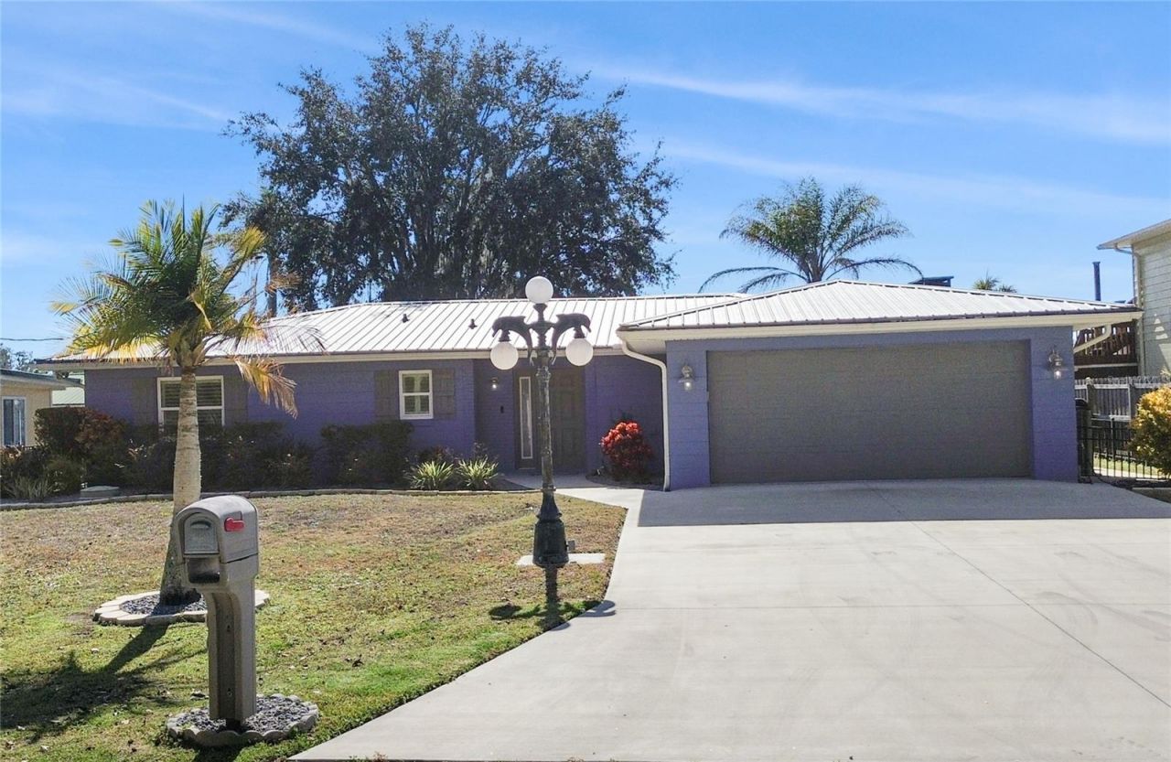 1621 Spring Garden Drive, Astor, FL 32102 Photo