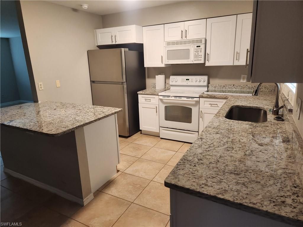 1402 NE 18th St, Cape Coral, FL 33909 Photo