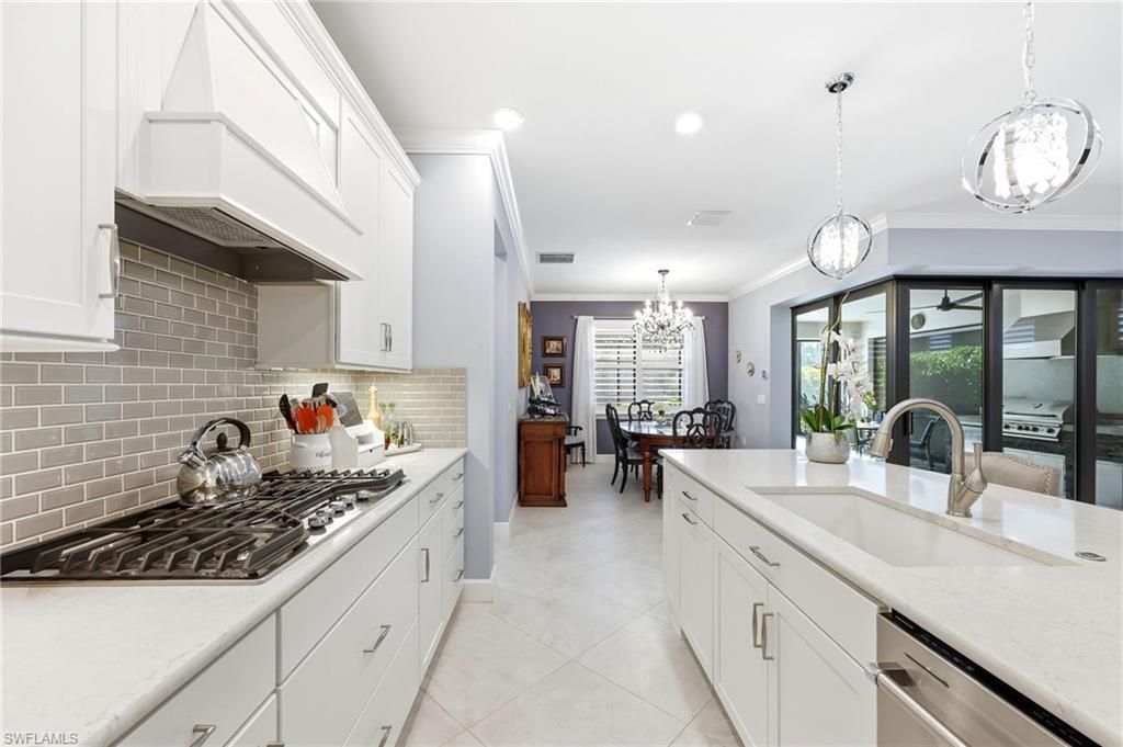 6844 Winding Cypress Dr, Naples, FL 34114 Photo