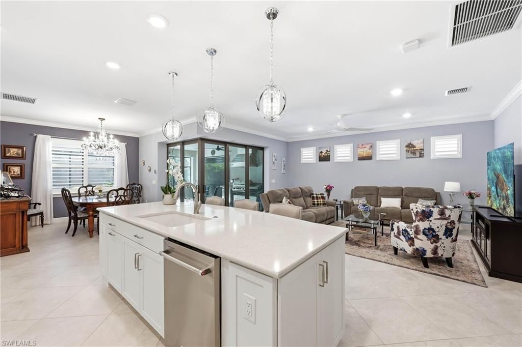 6844 Winding Cypress Dr, Naples, FL 34114 Photo