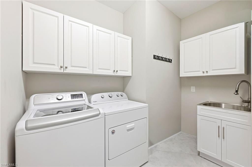 6844 Winding Cypress Dr, Naples, FL 34114 Photo