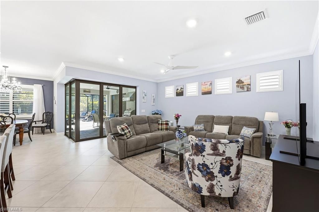 6844 Winding Cypress Dr, Naples, FL 34114 Photo