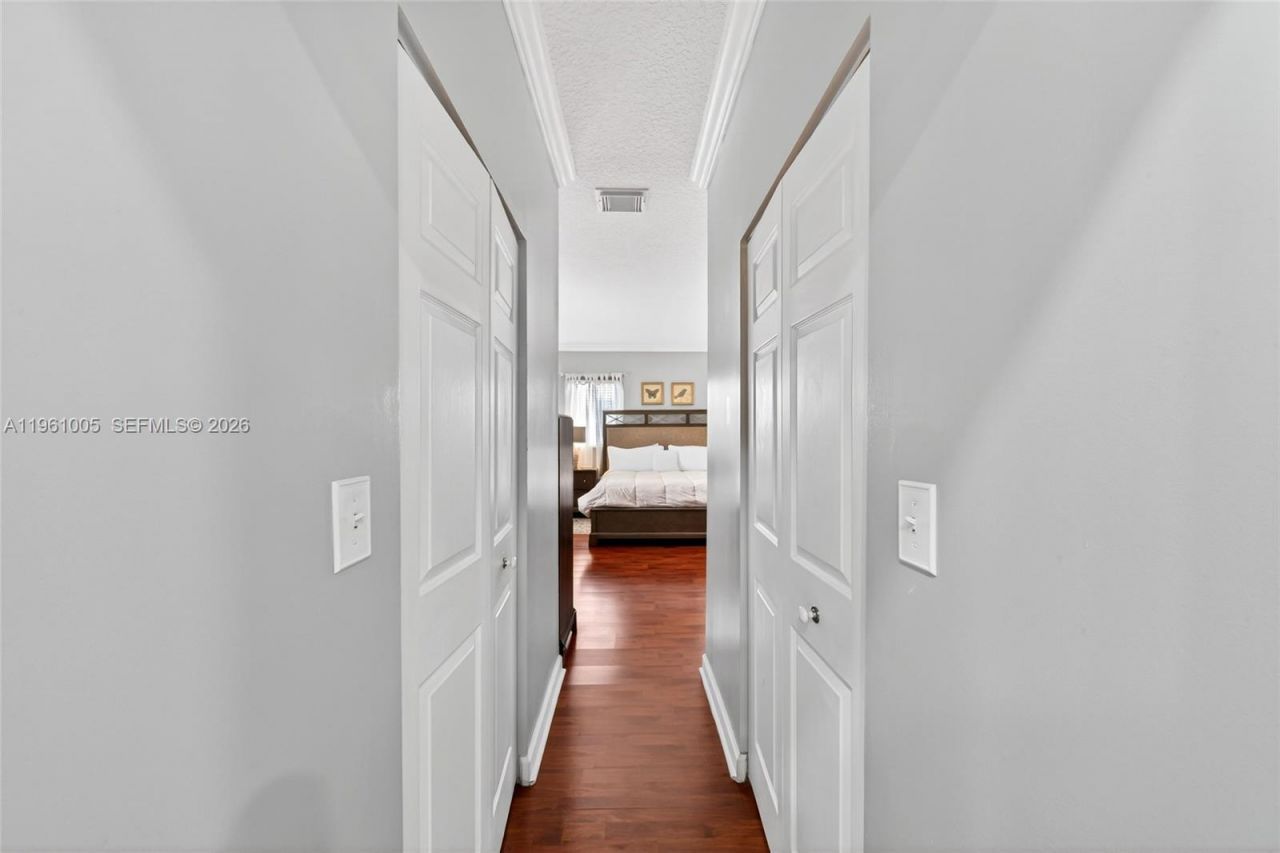 13163 SW 142 St, Miami, FL 33186 Photo